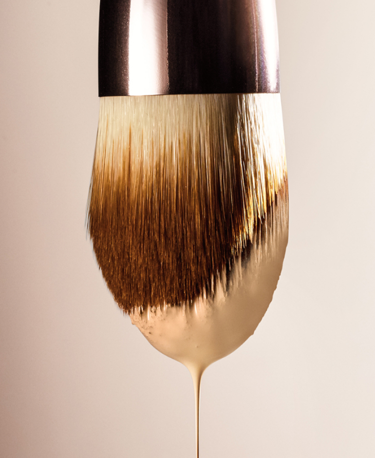 THE FOUNDATION BRUSH